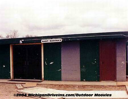 Crest Drive-In Theatre - Crest Snackbar 1990 Courtesy Darryl Burgess-Outdoor Moovies (newer photo)